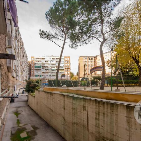 Confort Con Parking Para 3, Vive La Latina Madrid Eksteriør billede